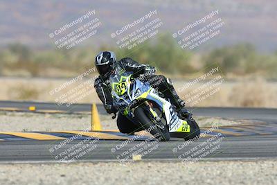 media/Dec-08-2024-CVMA (Sun) [[267e5a7075]]/Race 2-Amateur Supersport Open/